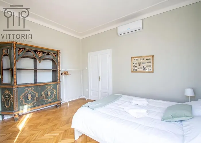 Apartamento Vittoria Apartments: Viale Dante